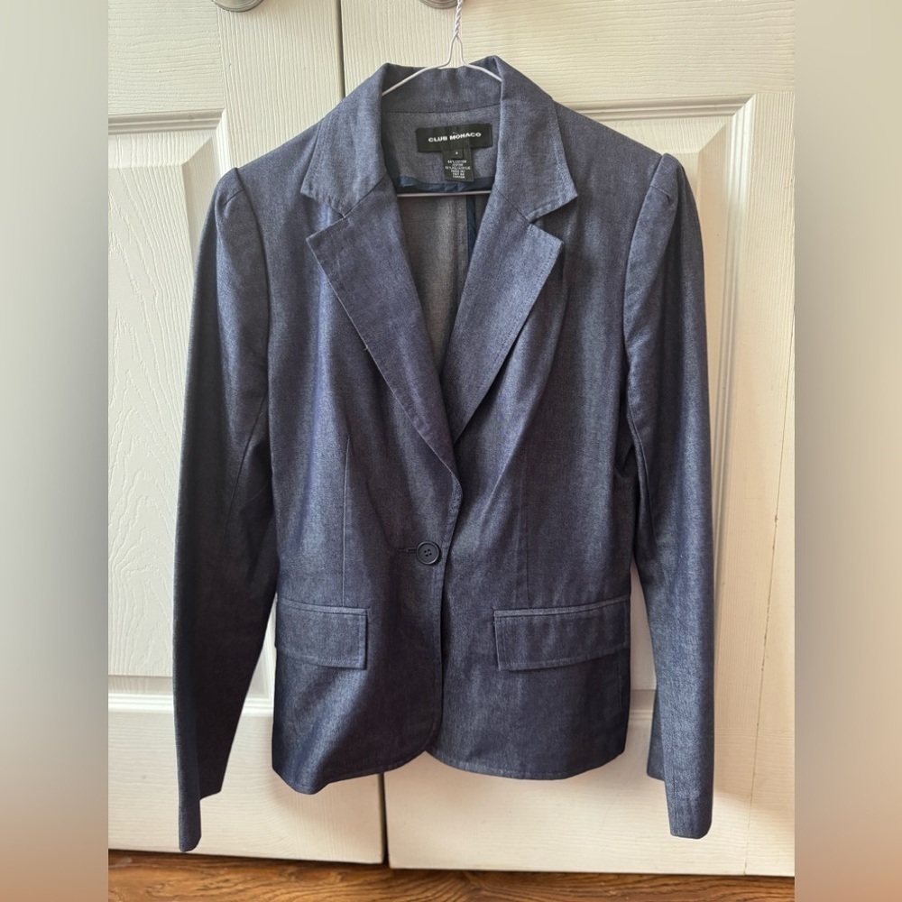 CLUB MONACO blue cotton denim blazer (size 6)